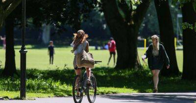 Monday's hour-by-hour forecast for each borough of Greater Manchester as temperature records set to be broken - www.manchestereveningnews.co.uk - Britain - London - Manchester - city Milton - city Peterborough