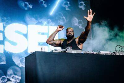 Shaquille O’Neal Parties In The Crowd At Tomorrowland Ahead Of DJ Diesel Set - etcanada.com - Belgium
