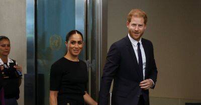 Harry and Meghan hold hands as they arrive at UN headquarters in NY ahead of his speech - www.ok.co.uk - New York - New York - South Africa