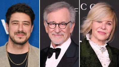 Steven Spielberg Make Music Video Directing Debut With Marcus Mumford’s Single ‘Cannibal’; Kate Capshaw Among Producers - deadline.com - New York - Los Angeles - New York - Arizona - Greece