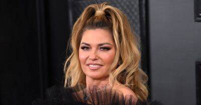 Everything to Know About Shania Twain’s Netflix Documentary ‘Not Just a Girl’ - www.usmagazine.com - USA - Canada - Virginia - county Norfolk