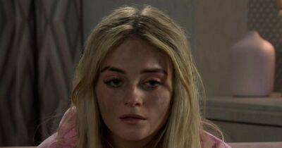 Corrie fans left frustrated over Kelly's blunder as she escapes cellar with Gary - www.ok.co.uk