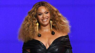 Beyoncé Unveils Tracklist for 'Renaissance' Album - www.etonline.com - city Jackson - county Love
