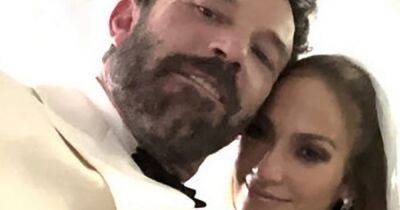 J Lo and Ben Affleck's marriage minister reveals what secret wedding was really like - www.ok.co.uk - Las Vegas