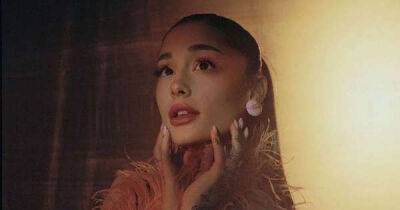 Bella Hadid - Hailey Bieber - Tiktok - Ariana Grande Just Posted A Snatched Hair Instagram Selfie And We're Obsessed - msn.com