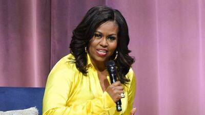 Michelle Obama - Michelle Obama Announces a Follow-Up to ‘Becoming': Her Second Memoir, ‘The Light We Carry’ - thewrap.com