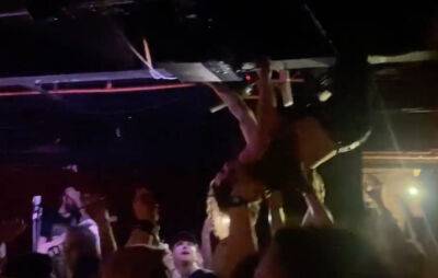 Foxing fan goes viral for climbing the ceiling at Ohio show - www.nme.com - USA - Manchester - Ohio - county St. Louis - county Love