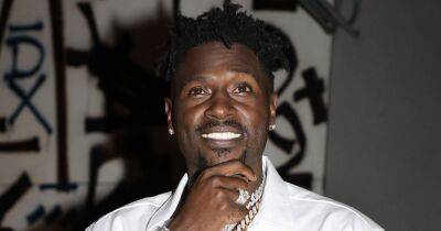 Antonio Brown - Football Player Antonio Brown’s Rolling Loud Festival Rap Goes Viral After His NFL Exit - usmagazine.com - New York - Miami - Florida - county Bay - city Tampa, county Bay