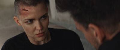 Controversial Former ‘Batwoman’ Star Ruby Rose Returns In New Heist Film, ‘Stowaway’ - deadline.com