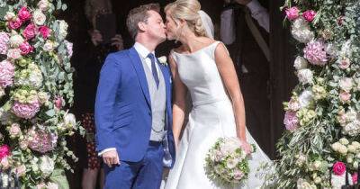 Declan Donnelly - Jamie Oliver - Margot Robbie - Vicky Pattison - Laura Whitmore - Bobby Brazier - Dec Donnelly's new son shares names with best mate Ant and late father - msn.com - Ireland - city Newcastle - Beyond