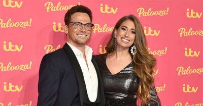 Stacey Solomon and Joe Swash marry in intimate ceremony at home - www.msn.com