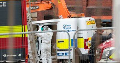 BREAKING: Major incident declared after human remains discovered by demolition workers in Oldham - www.manchestereveningnews.co.uk - Manchester - county Oldham - Vietnam