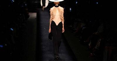 Flo Rida - Scary fashion trend alert! The rise of the falling waistline - msn.com - Paris