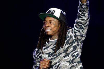 Lil Wayne Pays Tribute After Cop Who Saved His Life Passes Away - etcanada.com - New Orleans