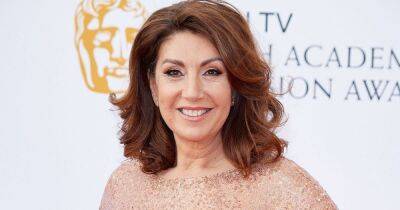 Jane McDonald's snack tips for cravings that helped four stone weight loss - www.dailyrecord.co.uk