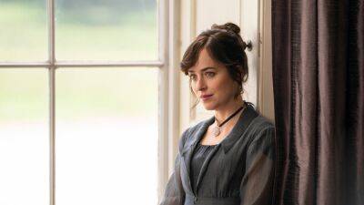 Dakota Johnson - Jane Austen - Why Is Everyone So Enraged by Netflix's Persuasion? - glamour.com - London - county Bath - Netflix