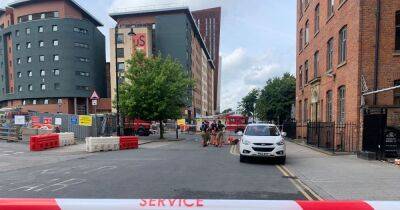 Street cordoned off and building evacuated after gas pipe damaged - www.manchestereveningnews.co.uk - Manchester