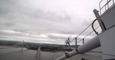 Incredible clip shows parkour team scaling Forth Road Bridge in nail-biting footage - dailyrecord.co.uk - Berlin
