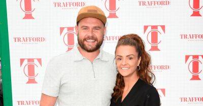 Danny Miller reunites with ITV Emmerdale co-star as he steps out with Steph Jones for first time since tying the knot - www.manchestereveningnews.co.uk - Manchester - county Cheshire