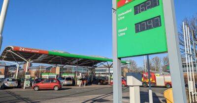 Asda announces it is slashing the price of fuel - www.manchestereveningnews.co.uk - Britain