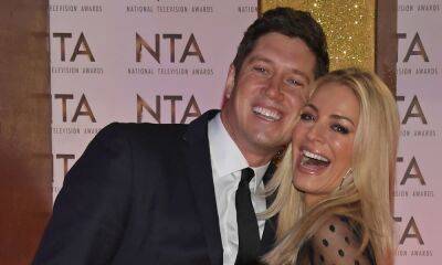 Tess Daly looks gorgeous as she has romantic date with shirtless Vernon Kay - hellomagazine.com - Britain