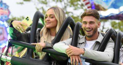Trafford Centre - Mary Bedford - Lucinda Stafford - Jacques Oneill - Love Island's Jacques cosies up to fellow islander Mary Bedford on fun day out - ok.co.uk - Manchester