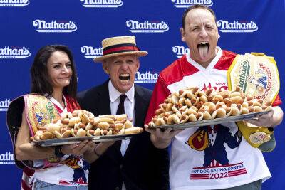 How to Watch ‘Nathan’s Hot Dog Eating Contest’ Online - variety.com - USA