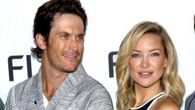 Hudson - Kate Hudson Posted a Topless Photo to Instagram and Her Brother Oliver Was Not a Fan - glamour.com