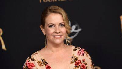 Melissa Joan Hart Has Been Wearing This Dress for More Than 20 Years - glamour.com - USA