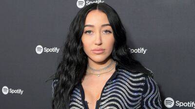 Noah Cyrus - Noah Cyrus Shares She's Been 'in Recovery' for 2 Years Due to Xanax Addiction - etonline.com