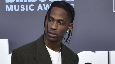 Travis Scott - Travis Just Stopped His Concert After Fans Started Pushing a Barricade 8 Months After Astroworld Deaths - stylecaster.com - Texas - Houston, state Texas - New York