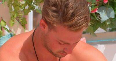 Iain Stirling - Billy Brown - Tasha Ghouri - Andrew Le-Page - Love Island teaser sees Andrew break down in tears as fans 'work out' postcard twist - ok.co.uk