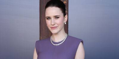 Rachel Brosnahan Is 'Sick' To Her Stomach Over Shooting In Her Hometown on July 4th - justjared.com - Illinois - county Highland - city Hometown