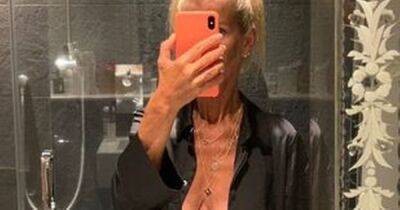 David Beckham - Ulrika Jonsson - Ulrika Jonsson posts racy braless selfie after posing completely naked in garden - dailyrecord.co.uk - Britain - Sweden