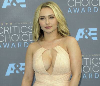 Hayden Panettiere Reveals Secret Addiction Battle -- Says Her Team Would Give Her 'Happy Pills' At Just 15 Years Old - perezhilton.com - Nashville