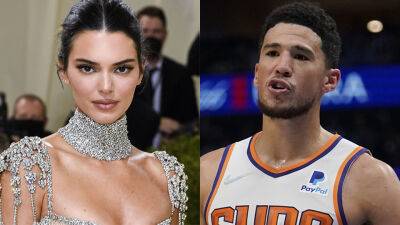 Kendall Jenner - Devin Booker - Kendall Devin Are ‘Hanging Out’ Again After Their Sudden Split—Here’s if They Still ‘Love’ Each Other - stylecaster.com - county Kendall - New York - county Hampton