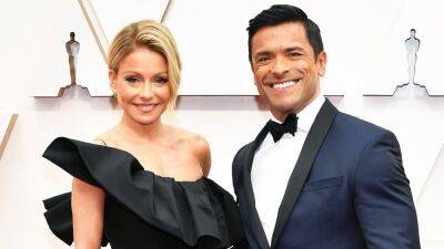 Jimmy Kimmel - Kelly Ripa - Mark Consuelos - Kelly Ripa Shares What She Realized After First Trip Alone With Mark Consuelos in 25 Years (Exclusive) - etonline.com