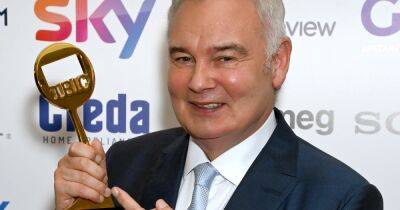 Ruth Langsford - Eamonn Holmes - Eamonn Holmes continues ITV feud as he brands network 'ministry of lies' at TRIC Awards - ok.co.uk - Britain - county Holmes