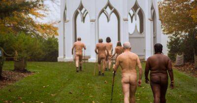 Naked walk in grounds of Cheshire country house to raise vital funds for heart research - www.manchestereveningnews.co.uk - Britain - county Cheshire - county Walker