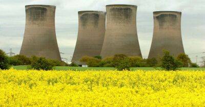 Iconic power station to be flattened to make way for huge new housing estate - www.manchestereveningnews.co.uk - Britain - county Cheshire