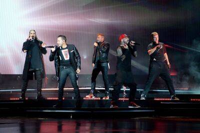 Backstreet Boys Officially Announce First Christmas Album ‘A Very Backstreet Christmas’ - etcanada.com - New York