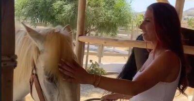 Stacey Solomon's sister surprises bride to be with horse ride on day two of hen do - www.ok.co.uk