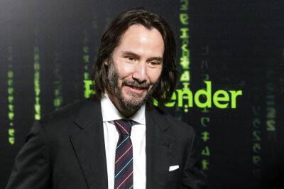 London I (I) - Keanu Reeves’ Young Fan Reacts To Viral Airport Moment: ‘I Am Still Stunned’ - etcanada.com - London - New York - New York