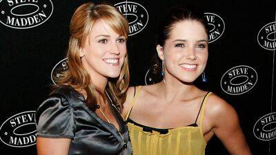 Bevin Prince's 'One Tree Hill' Co-Stars Share Their Support After Her Husband's Death - www.etonline.com