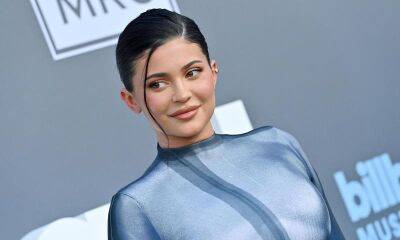 Kylie Jenner shows off her sandwich-making skills - us.hola.com - France