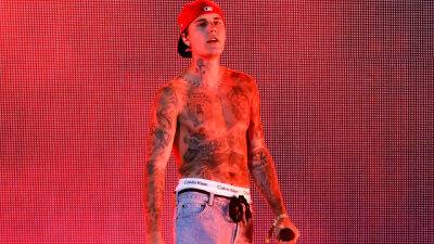 Justin Bieber - Justin Bieber performs for first time after canceling world tour dates due to Ramsay Hunt syndrome diagnosis - foxnews.com - Australia - New Zealand - Italy - South Africa - state Nevada - city Las Vegas, state Nevada