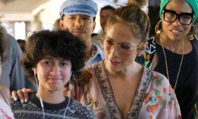 Jennifer Lopez - Emme Muñiz - John Miller - Ben Affleck - Jennifer Lopez and her daughter Emme enjoy an evening walk in Capri without Ben Affleck - us.hola.com - Paris - California - Italy