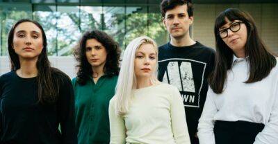 Alvvays share new song “Easy On Your Own?” - thefader.com