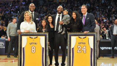 Antoine Fuqua - Kobe Bryant - Jeanie Buss - Jerry Buss - Jeanie Buss and Los Angeles Lakers Legends Talk Kobe Bryant and the Franchise's 'Legacy' (Exclusive) - etonline.com - Los Angeles - Los Angeles