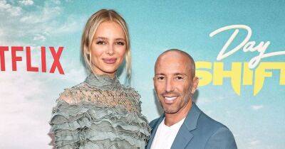 Jason Oppenheimgroup - Jason Oppenheim Makes Red Carpet Debut With Model Girlfriend Marie-Lou, Hints She May Appear on ‘Selling Sunset’ - usmagazine.com - Los Angeles - California - Greece - Netflix